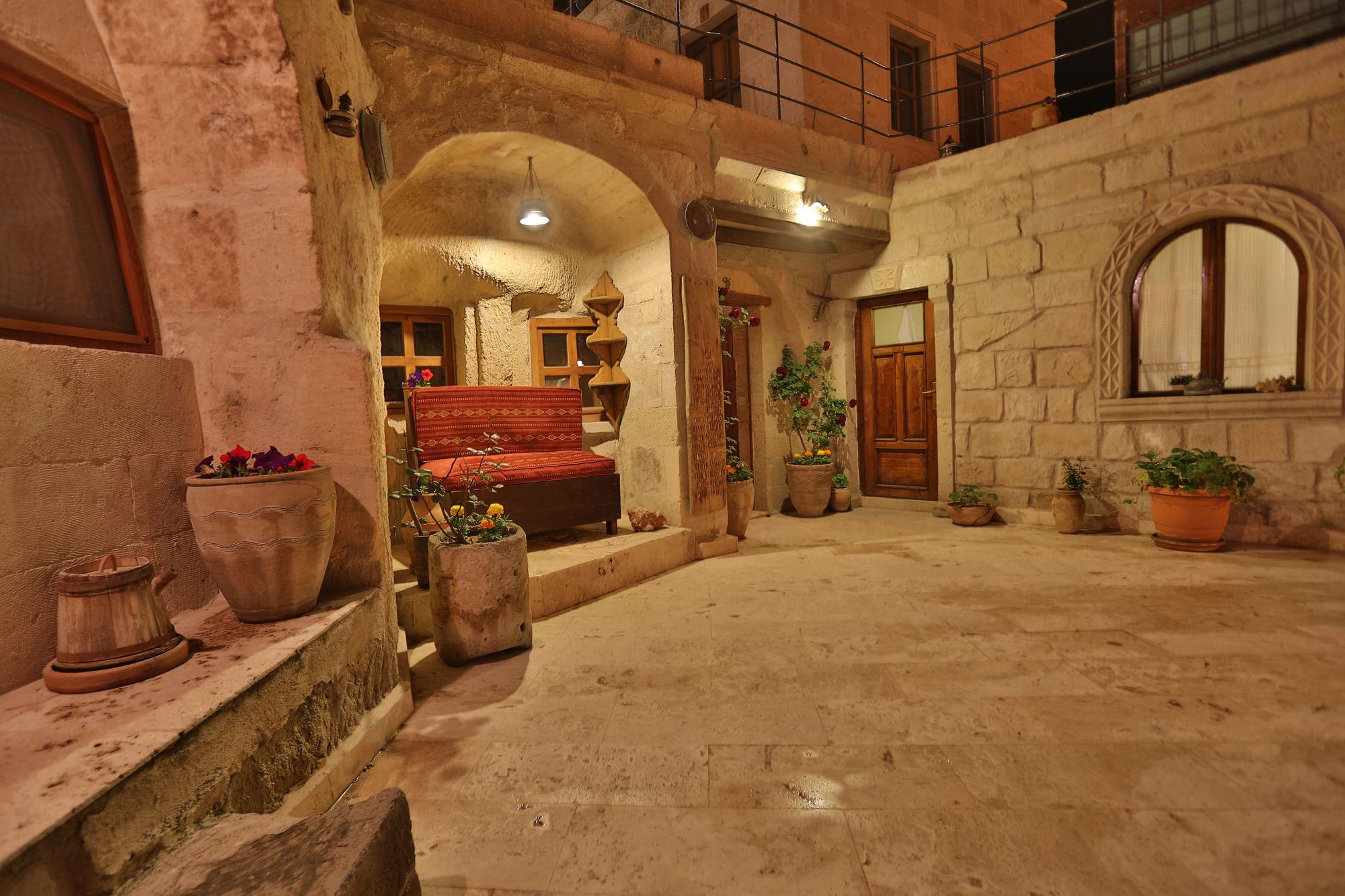Turquaz Cave Hotel Goreme Bagian luar foto